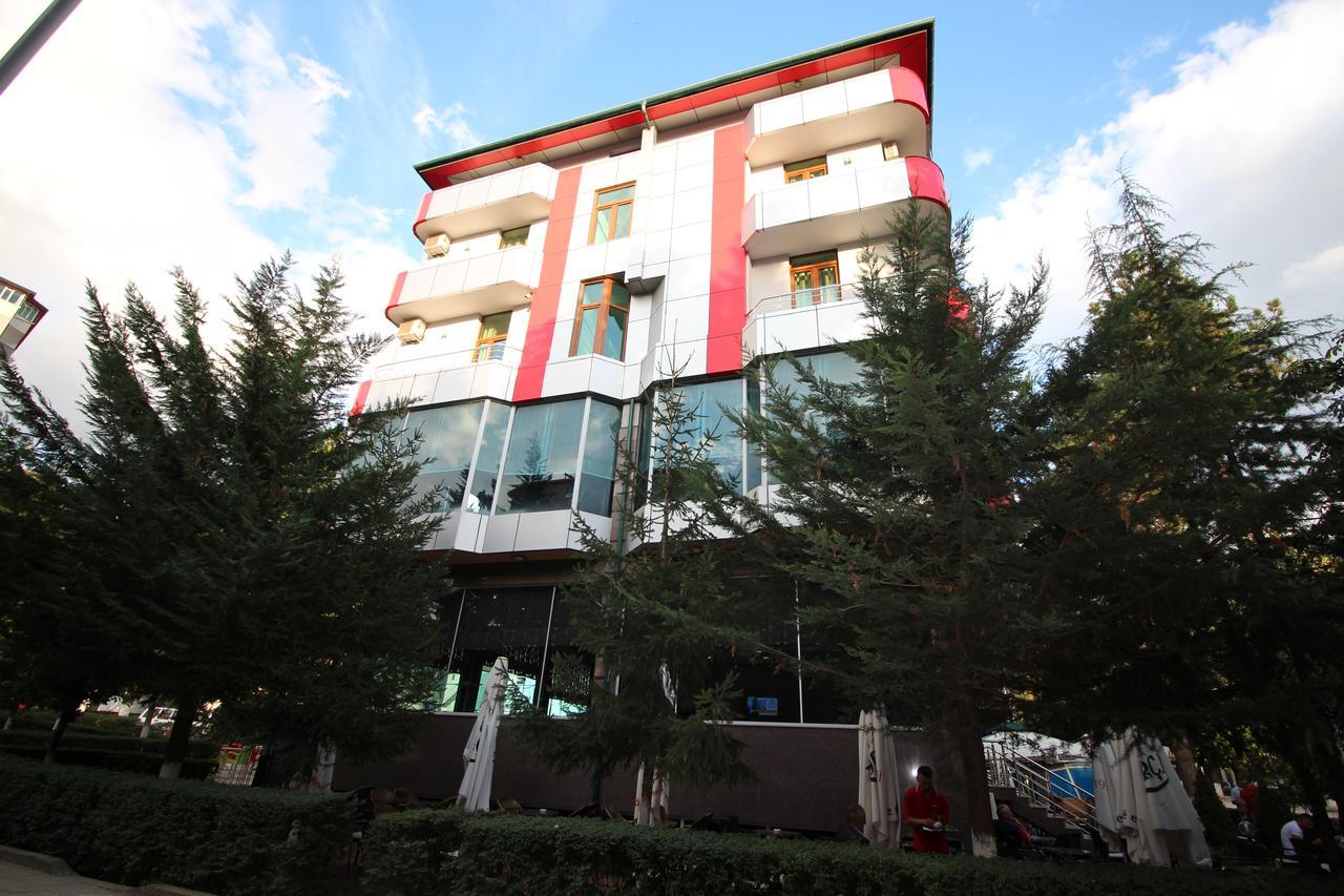 Hotel Piazza Peshkopi Exterior foto